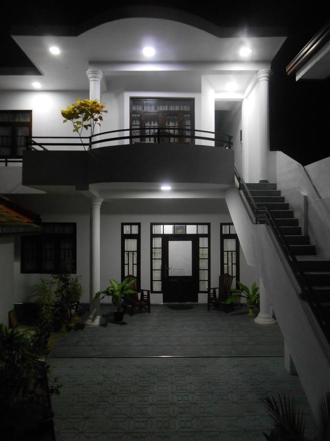 Villa Rodrigo Negombo Esterno foto