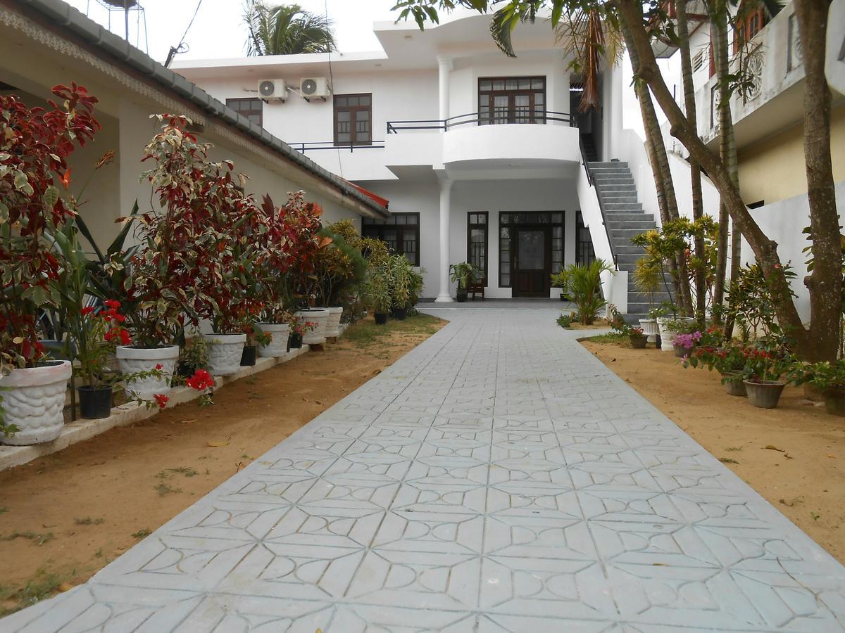 Villa Rodrigo Negombo Esterno foto