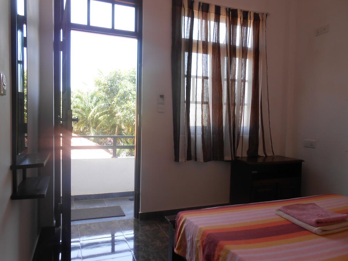 Villa Rodrigo Negombo Esterno foto